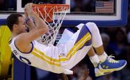 kaiyun体育:NBA季后赛激战正酣，新生代球星崛起，传统豪强面临挑战